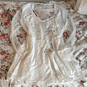 Flora Nikrooz Medium White Lace Bridal Lingerie Set Nightie Slip Robe NWT